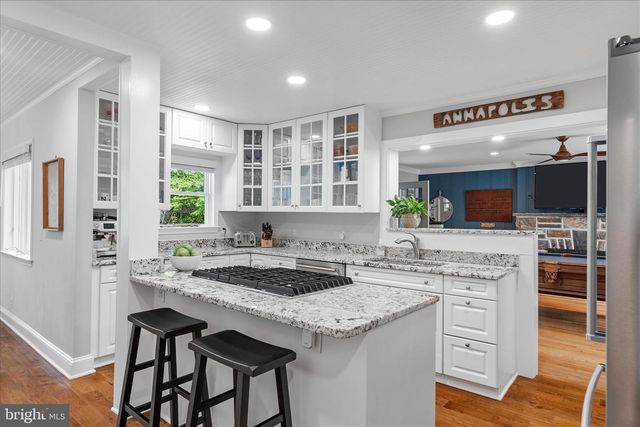 4 CHASE RD, Annapolis, MD 21409