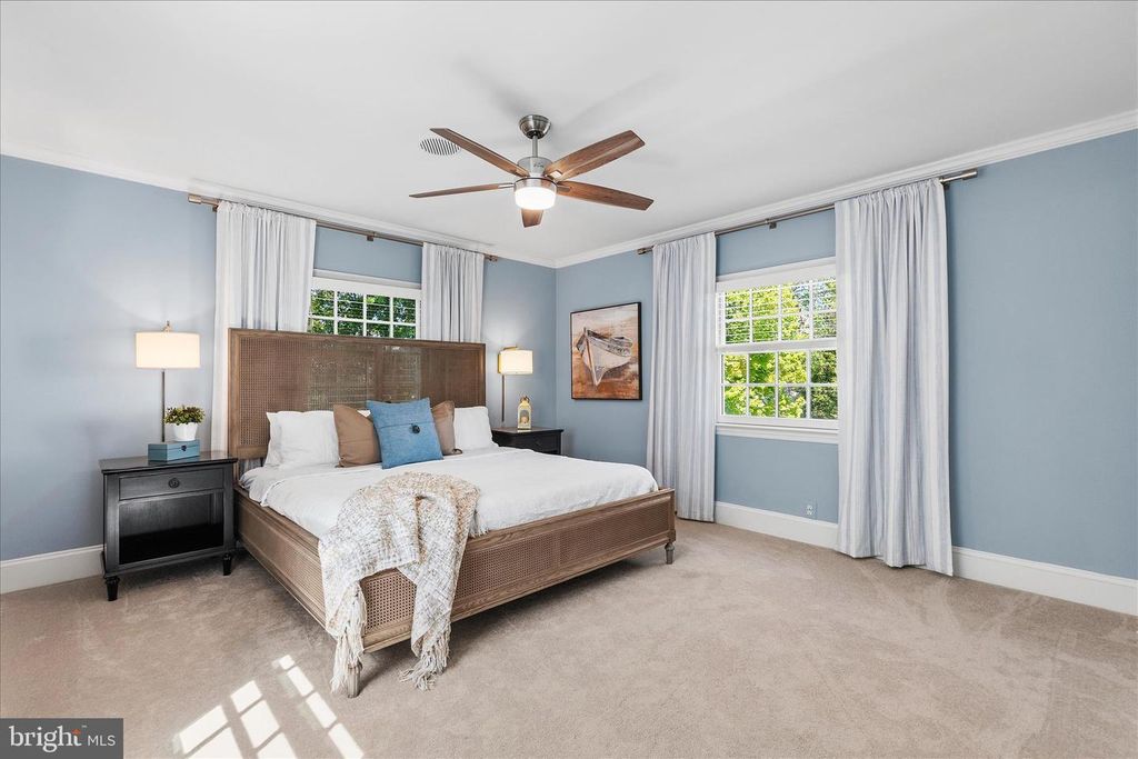 Image 27 of property listing at 4 CHASE RD, Annapolis, MD 21409