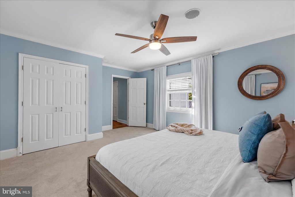 Image 28 of property listing at 4 CHASE RD, Annapolis, MD 21409