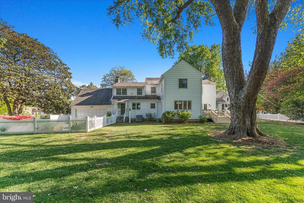 Image 39 of property listing at 4 CHASE RD, Annapolis, MD 21409