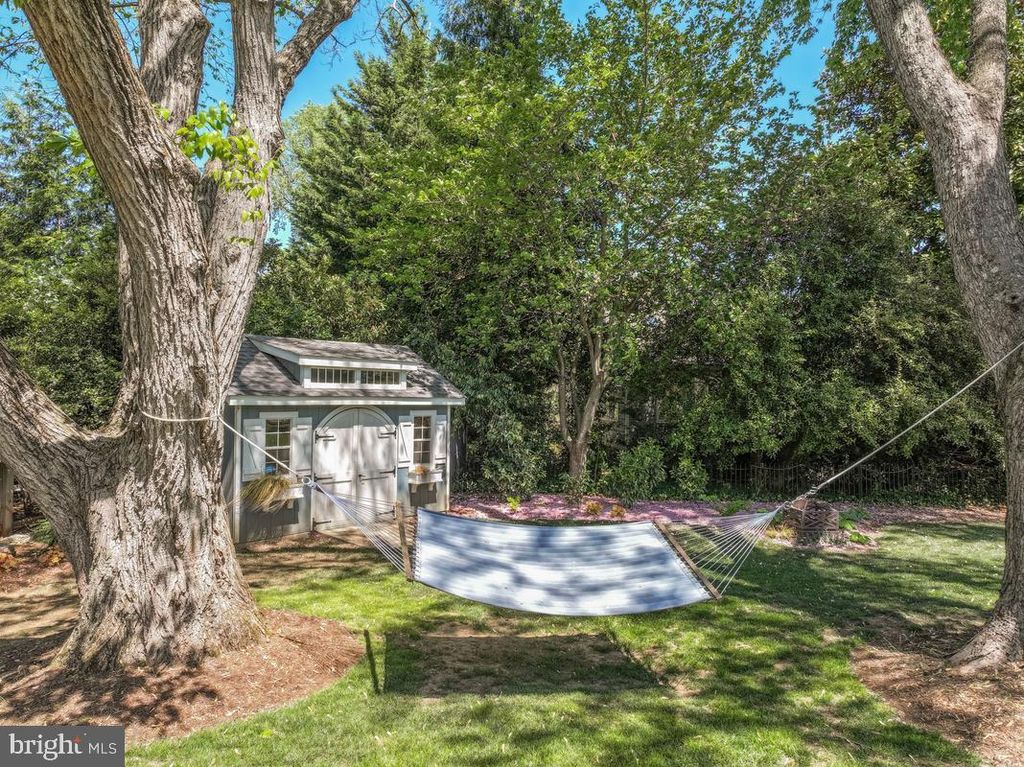 Image 44 of property listing at 4 CHASE RD, Annapolis, MD 21409