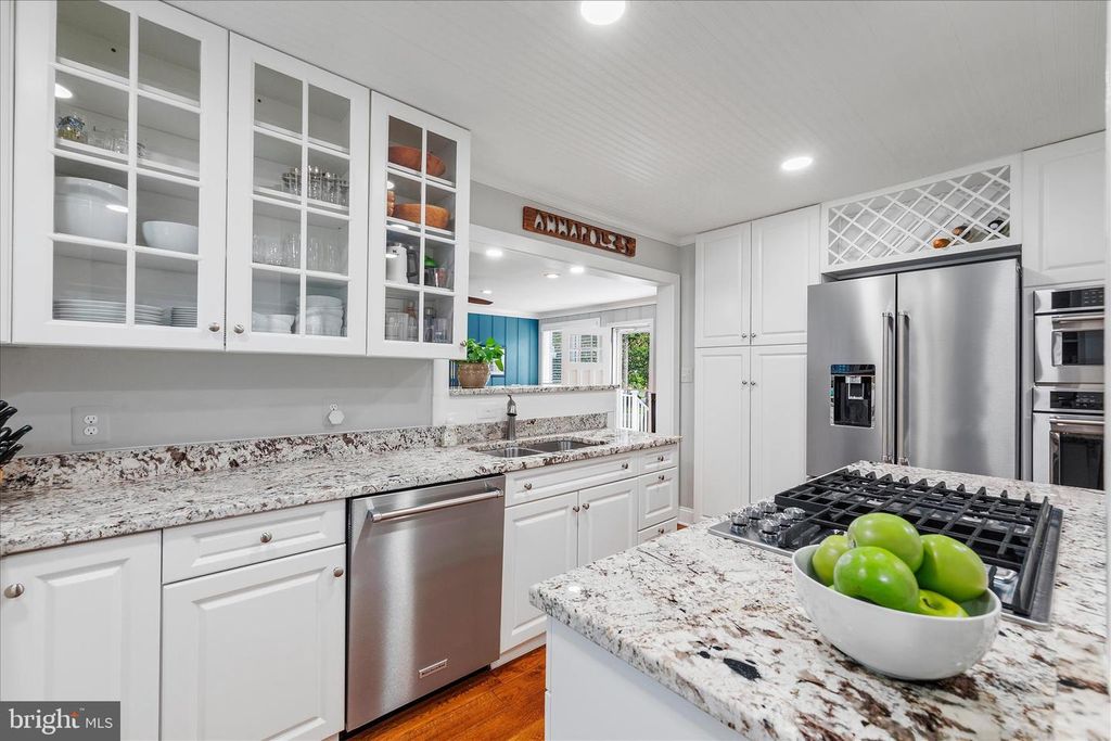 Image 69 of property listing at 4 CHASE RD, Annapolis, MD 21409