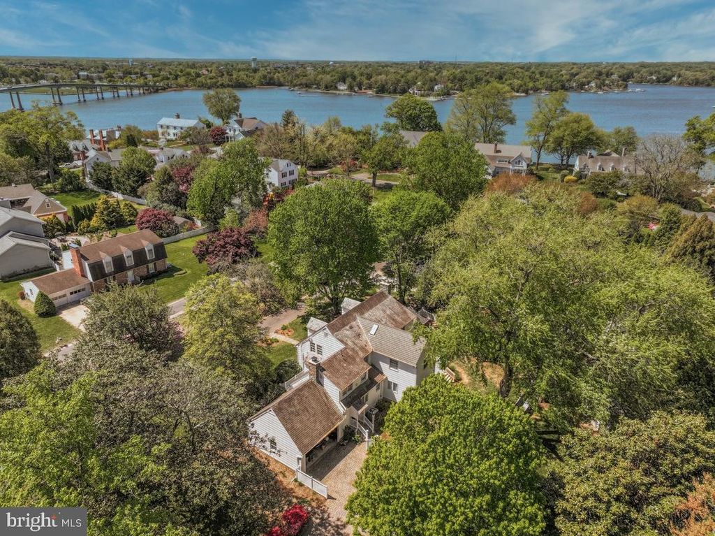 Image 73 of property listing at 4 CHASE RD, Annapolis, MD 21409