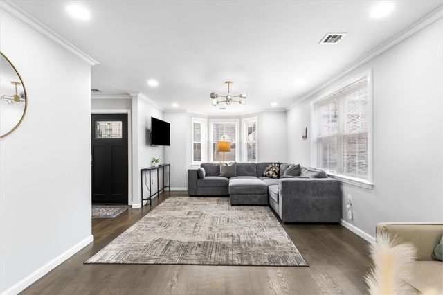 77 Cedar, Boston, MA 02119