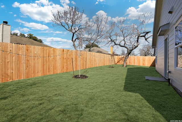 5719 VISTA PT, San Antonio, TX 78242