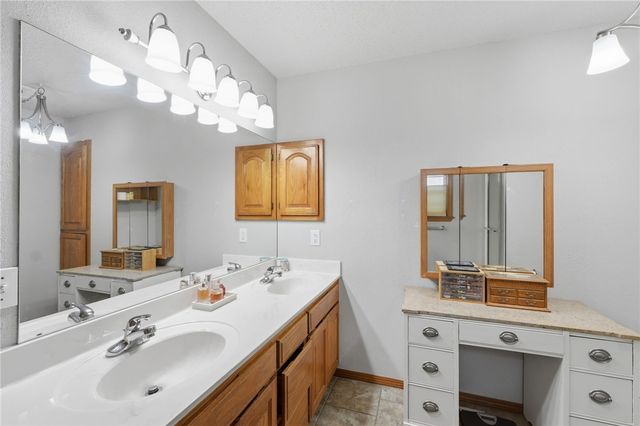 11 Wiltshire Drive, Bella Vista, AR 72714