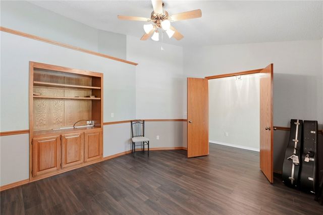 11 Wiltshire Drive, Bella Vista, AR 72714