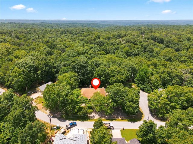 11 Wiltshire Drive, Bella Vista, AR 72714