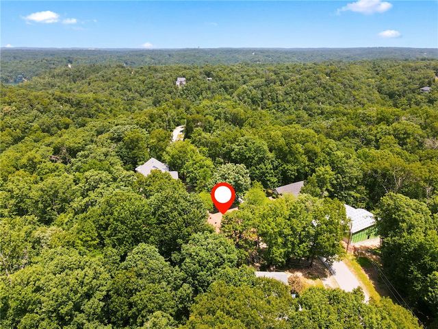 11 Wiltshire Drive, Bella Vista, AR 72714