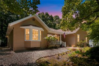 11 Wiltshire Drive, Bella Vista, AR 72714