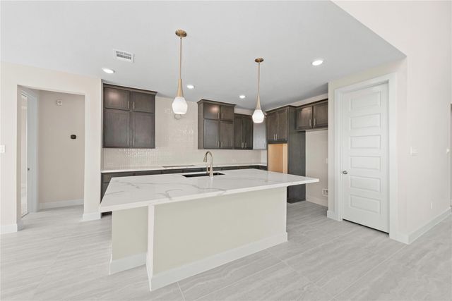 4534 Valeria Cottage Drive, Fulshear, TX 77441