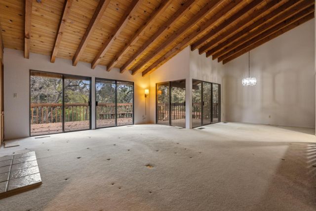 218 Brook Way, Modesto, CA 95354