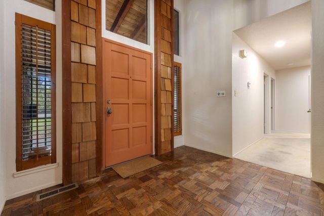 218 Brook Way, Modesto, CA 95354