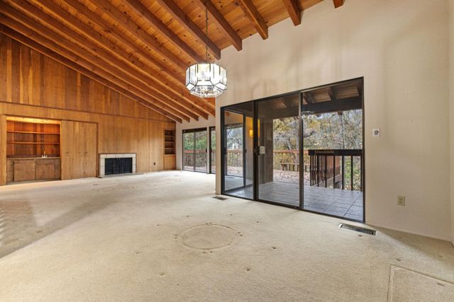 218 Brook Way, Modesto, CA 95354