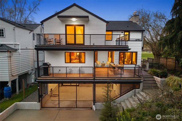 1633 E Calhoun Street, Seattle, WA 98112