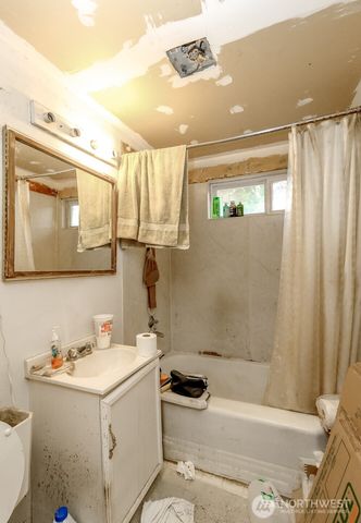 4700 S 172nd Street, Seatac, WA 98188