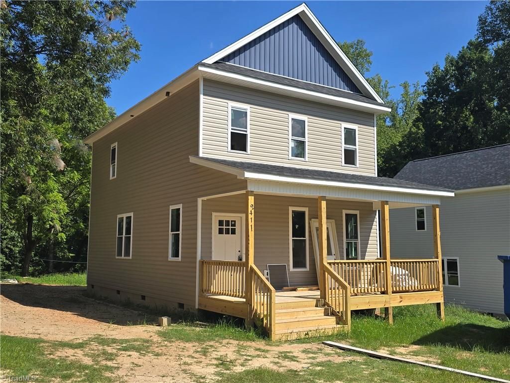 2411 Krishna Lane, Walkertown, NC 27051