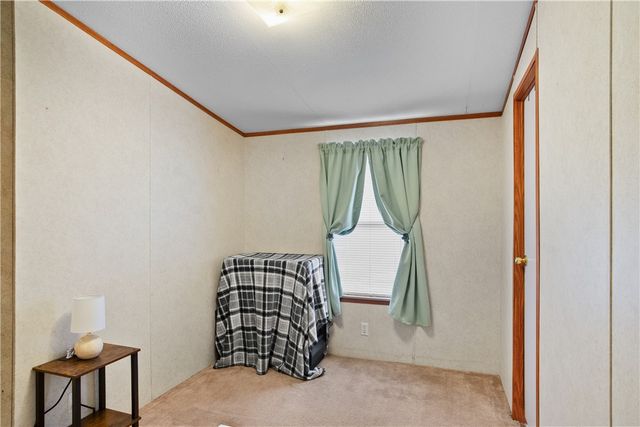 11989 S Howard Road, Yucca, AZ 86438