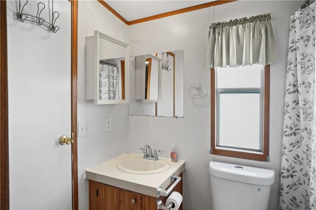 11989 S Howard Road, Yucca, AZ 86438