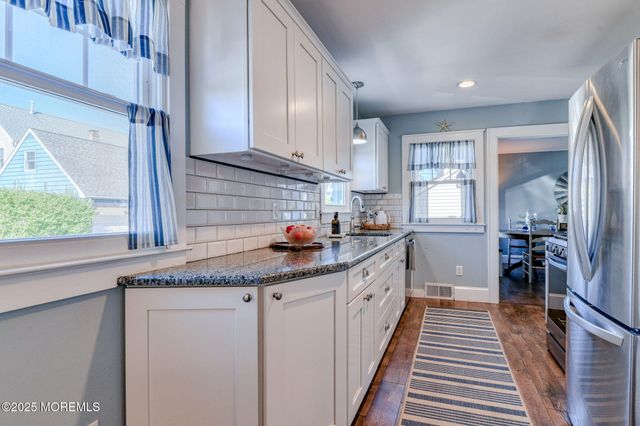 125 Stockton Avenue, Ocean Grove, NJ 07756