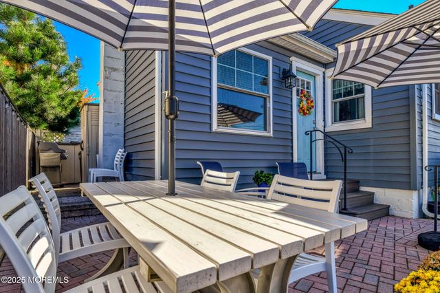 125 Stockton Avenue, Ocean Grove, NJ 07756