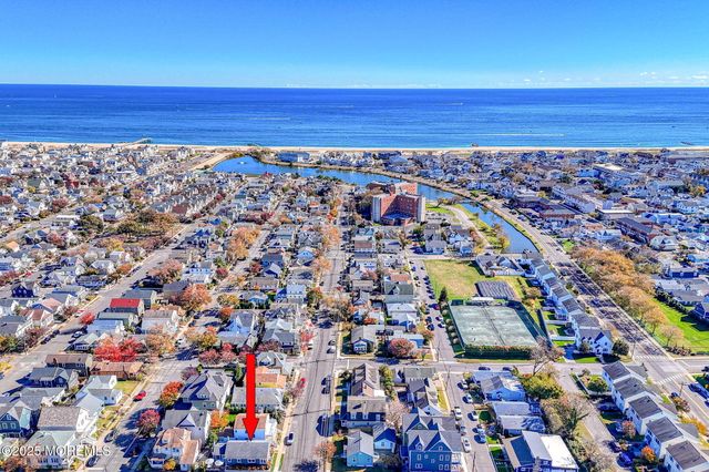 125 Stockton Avenue, Ocean Grove, NJ 07756