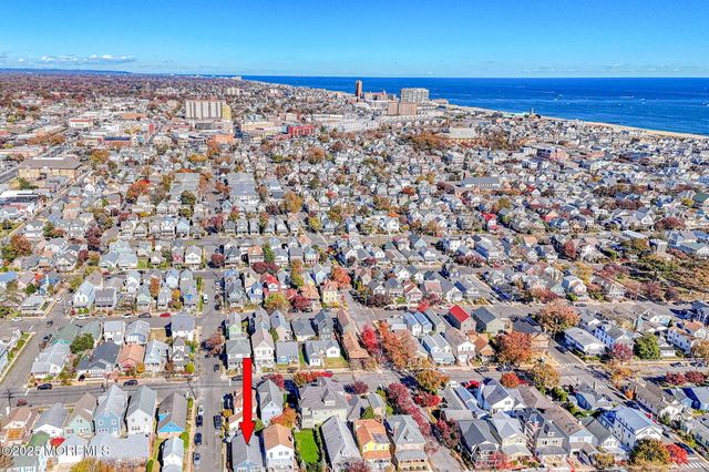 125 Stockton Avenue, Ocean Grove, NJ 07756