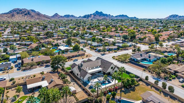 4224 E DESERT COVE Avenue, Phoenix, AZ 85028