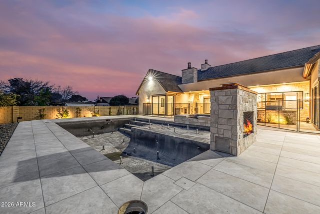 4224 E DESERT COVE Avenue, Phoenix, AZ 85028