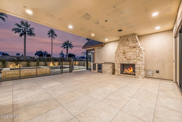 4224 E DESERT COVE Avenue, Phoenix, AZ 85028