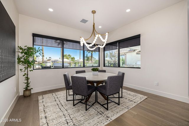 4224 E DESERT COVE Avenue, Phoenix, AZ 85028