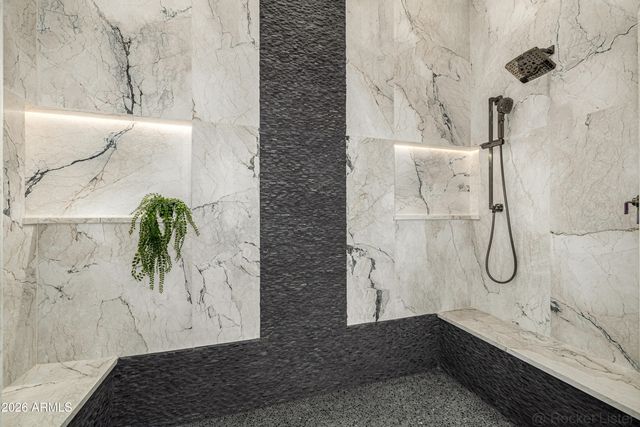 4224 E DESERT COVE Avenue, Phoenix, AZ 85028