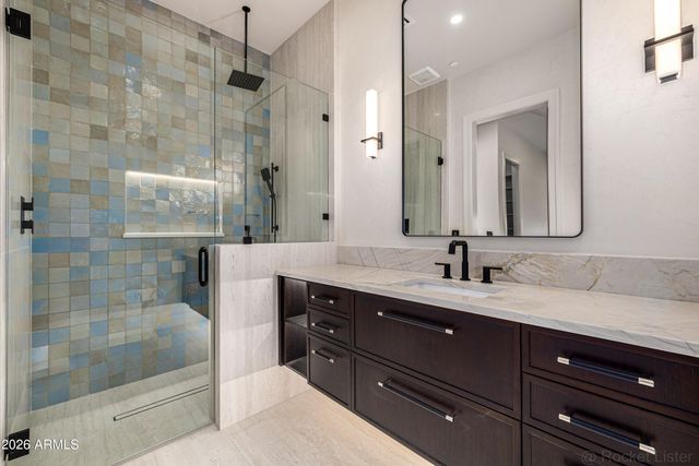 4224 E DESERT COVE Avenue, Phoenix, AZ 85028