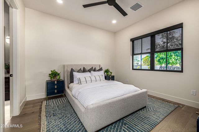 4224 E DESERT COVE Avenue, Phoenix, AZ 85028