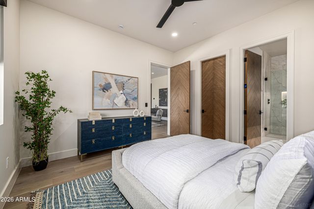 4224 E DESERT COVE Avenue, Phoenix, AZ 85028