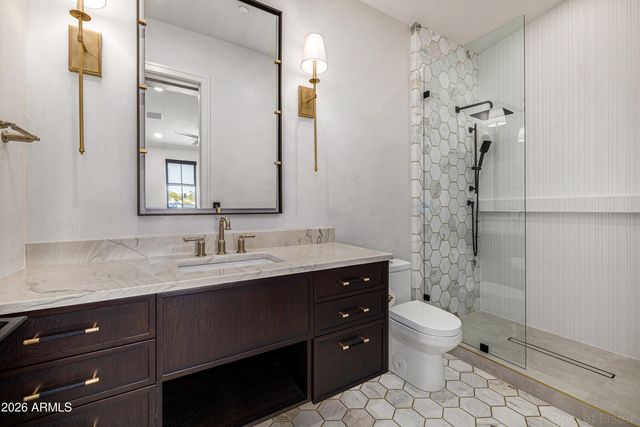 4224 E DESERT COVE Avenue, Phoenix, AZ 85028