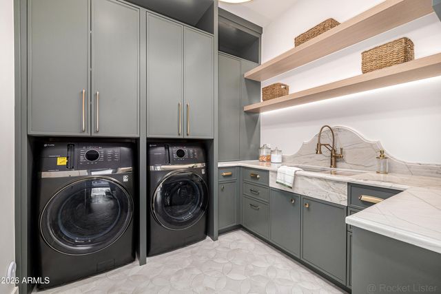 4224 E DESERT COVE Avenue, Phoenix, AZ 85028