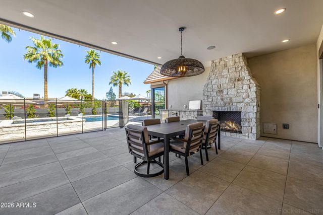 4224 E DESERT COVE Avenue, Phoenix, AZ 85028