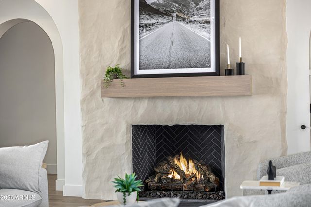 4224 E DESERT COVE Avenue, Phoenix, AZ 85028