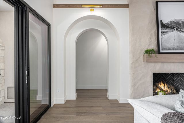 4224 E DESERT COVE Avenue, Phoenix, AZ 85028