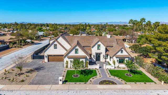 4224 E DESERT COVE Avenue, Phoenix, AZ 85028