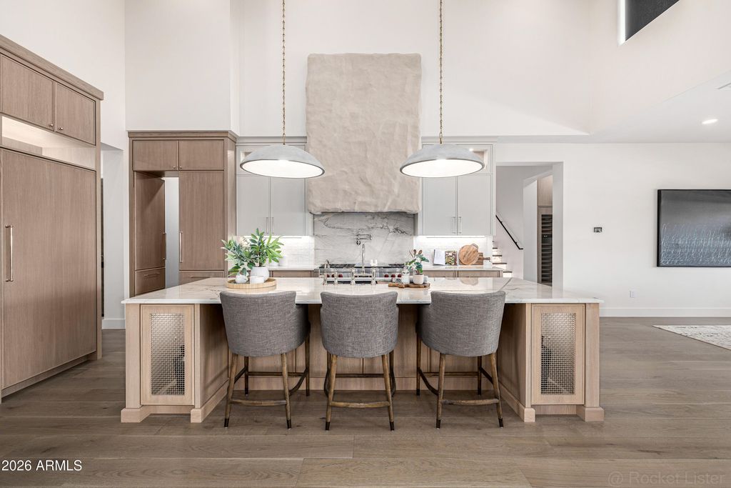 Image 12 of property listing at 4224 E DESERT COVE Avenue, Phoenix, AZ 85028