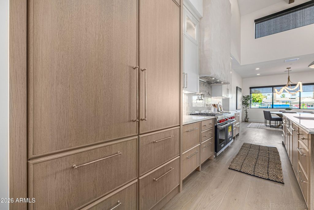 Image 17 of property listing at 4224 E DESERT COVE Avenue, Phoenix, AZ 85028