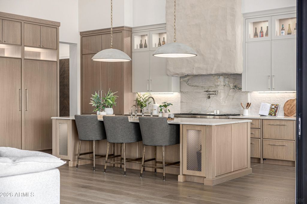 Image 24 of property listing at 4224 E DESERT COVE Avenue, Phoenix, AZ 85028