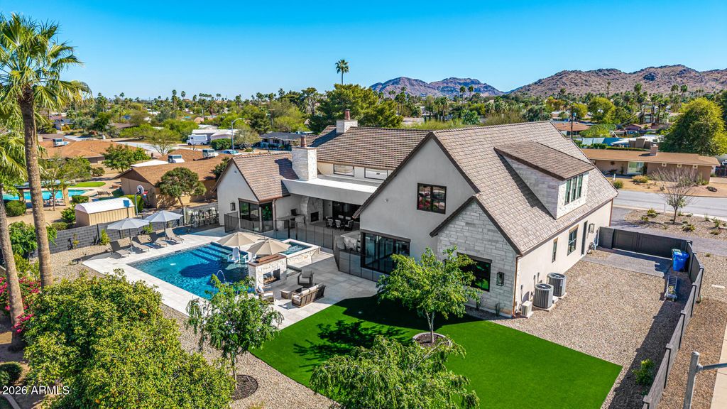 Image 35 of property listing at 4224 E DESERT COVE Avenue, Phoenix, AZ 85028