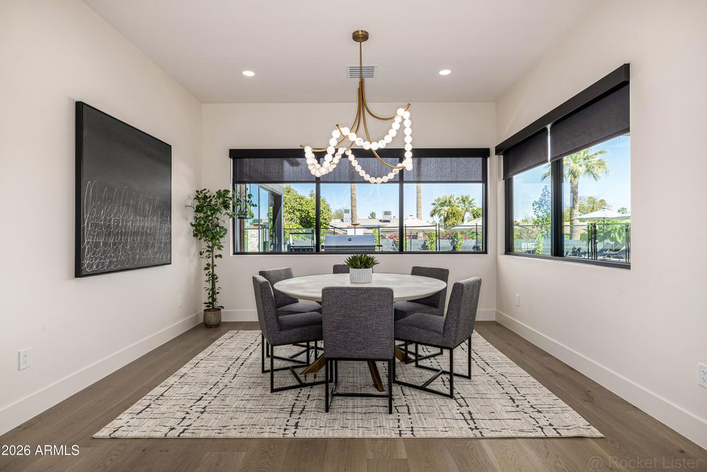 Image 37 of property listing at 4224 E DESERT COVE Avenue, Phoenix, AZ 85028