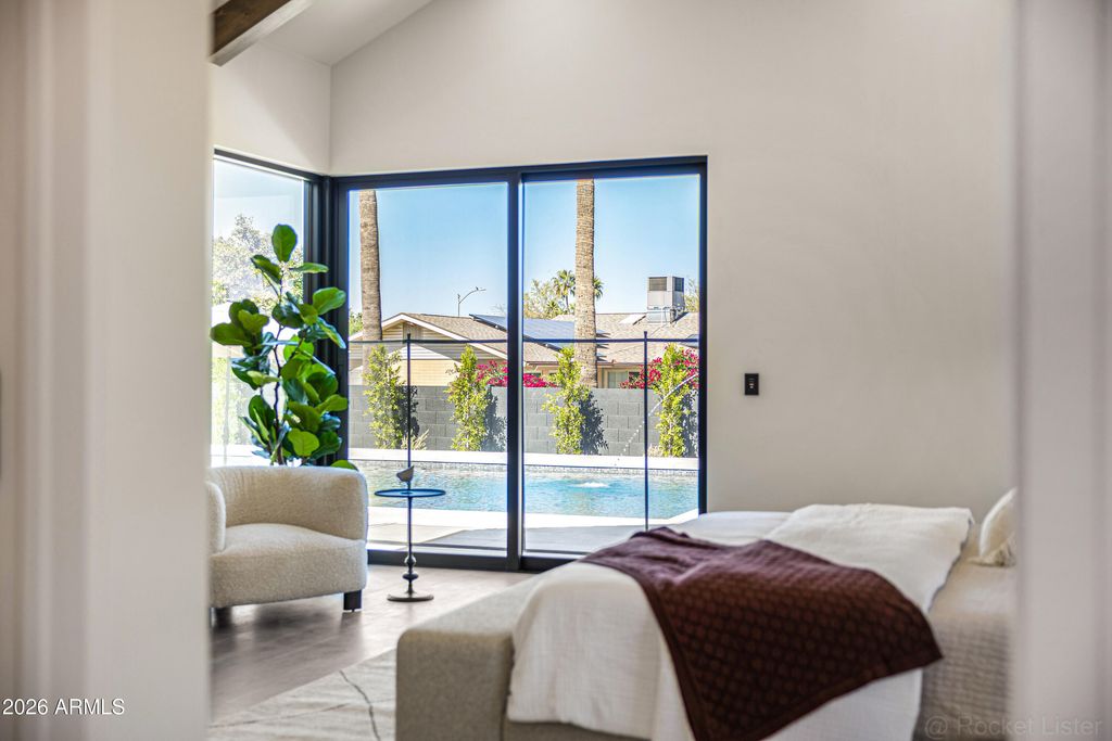 Image 45 of property listing at 4224 E DESERT COVE Avenue, Phoenix, AZ 85028