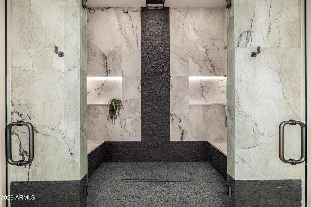 Image 48 of property listing at 4224 E DESERT COVE Avenue, Phoenix, AZ 85028