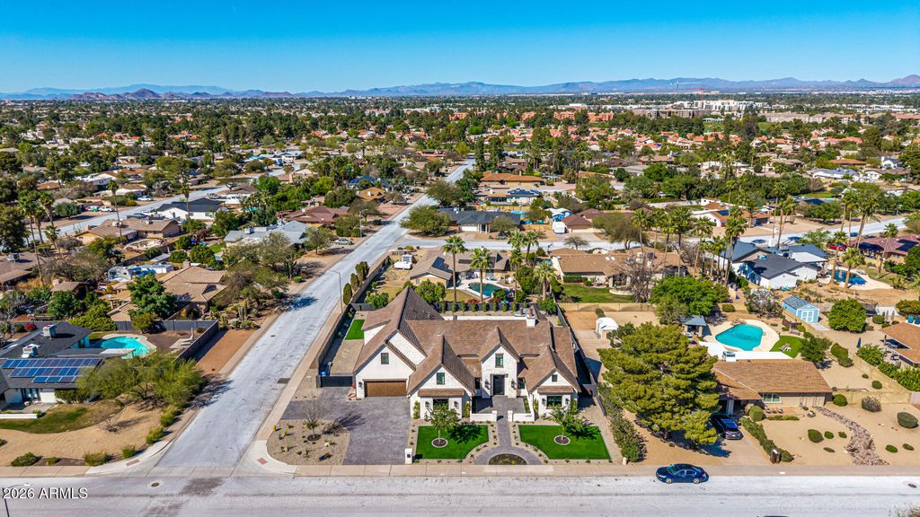 Image 77 of property listing at 4224 E DESERT COVE Avenue, Phoenix, AZ 85028