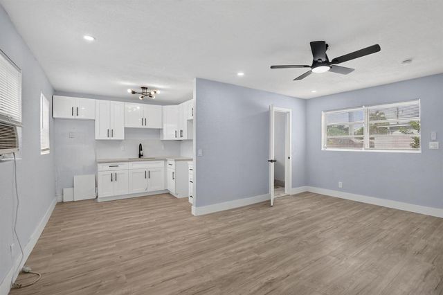 1111 SW 31ST Avenue, Fort Lauderdale, FL 33312